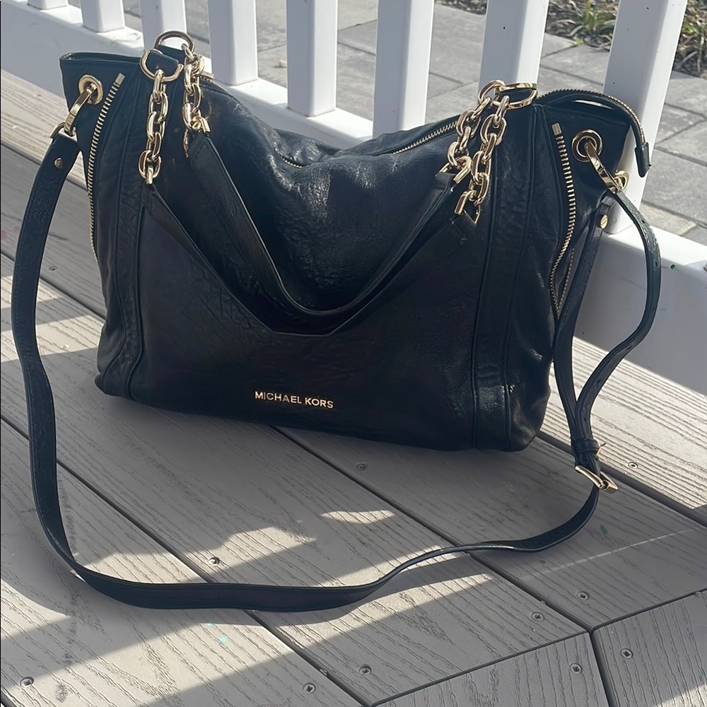 🌟✨Michael Kors Black Leather Shoulder Bag